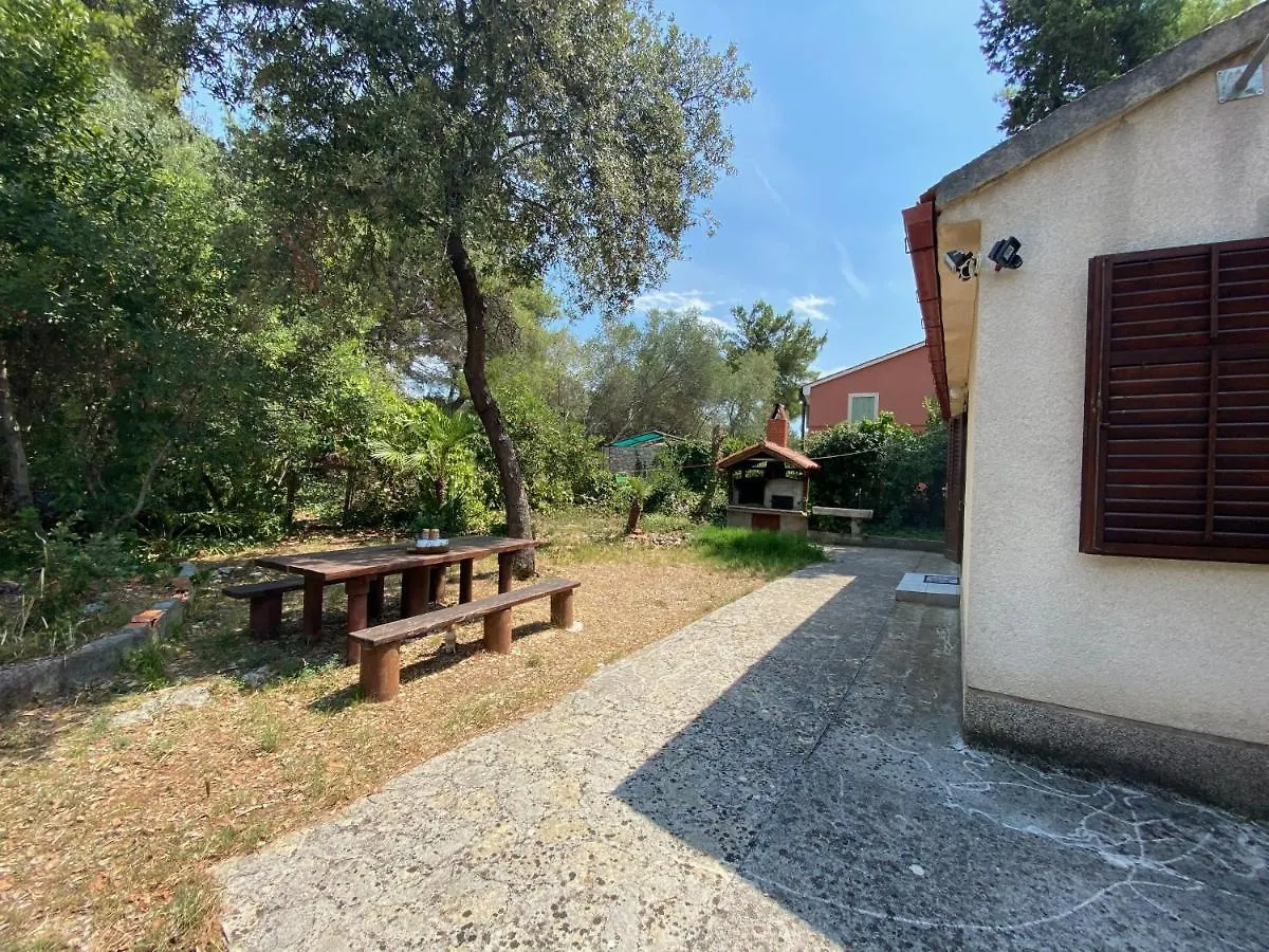 Rustic Holiday Home - Artatore Mali Losinj Croatia