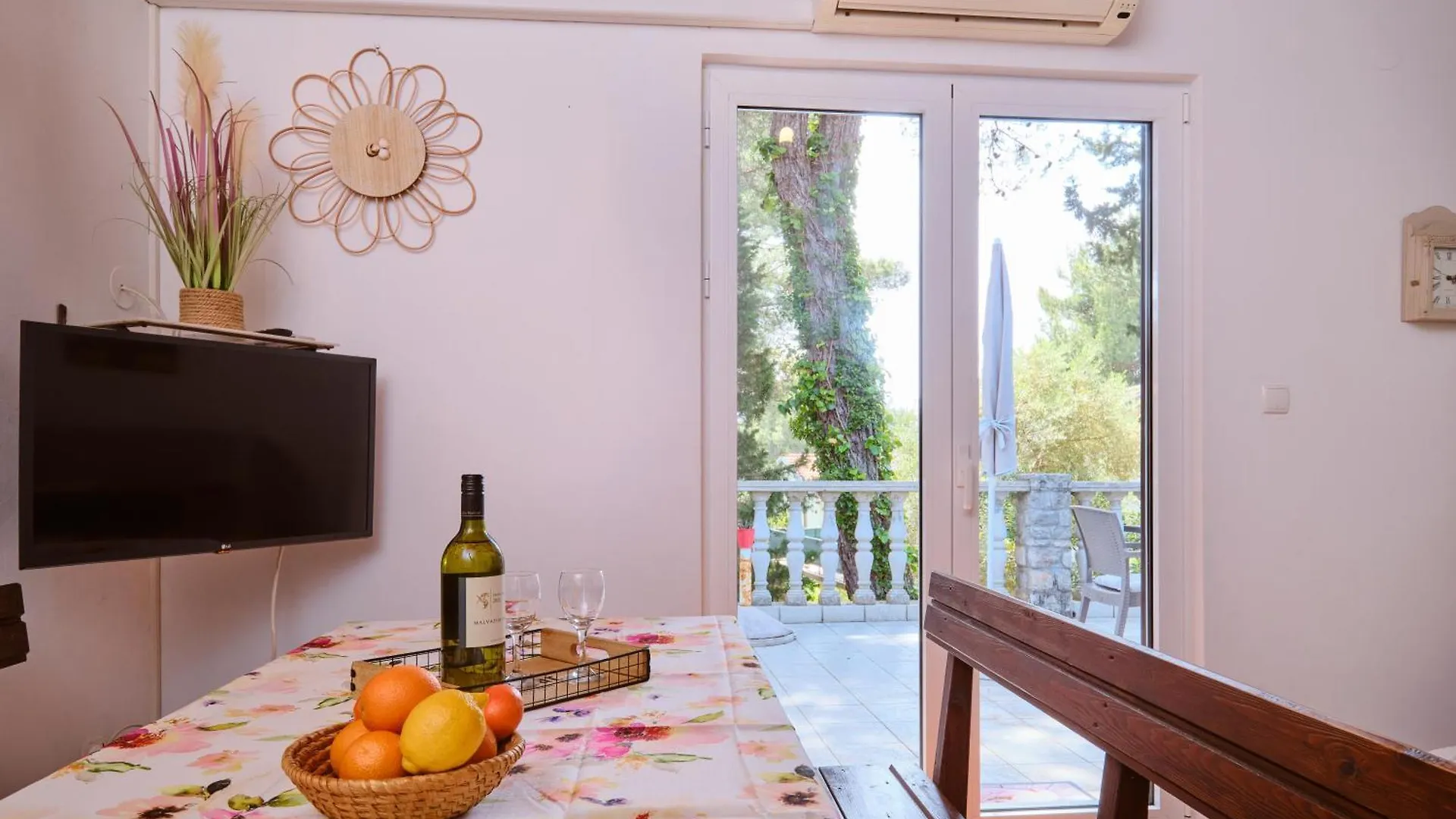 Rustic Holiday Home - Artatore Mali Losinj